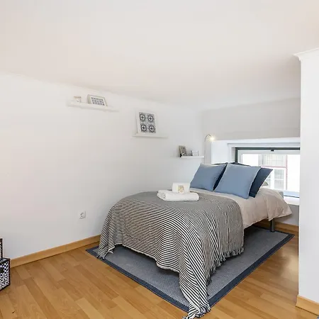 Lxway Correeiros Apartment